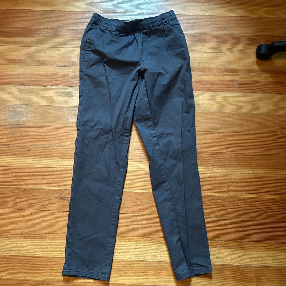 Pact Woven Twill Roll Up Pant